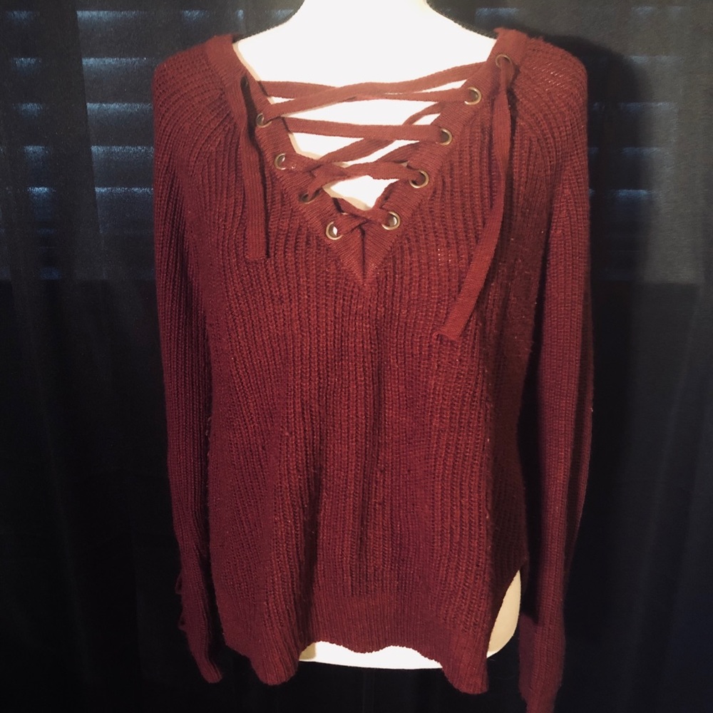 ❌SOLD❌Burgundy Long Sleeved Sweater